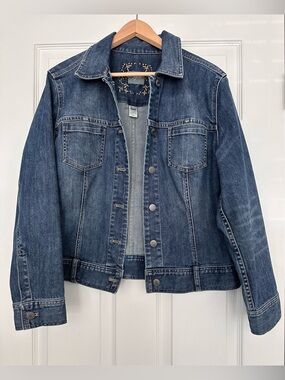 J Jill Denim Blue Jacket  With Embroidered Detail, Size M RN 97641